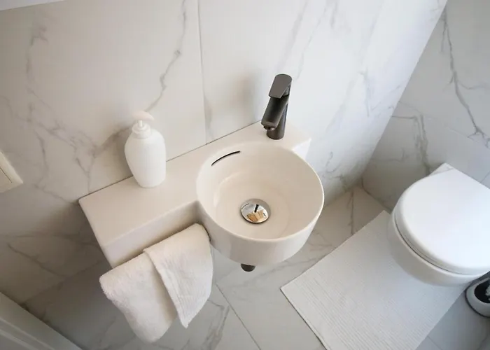 Aeki Block Dom wakacyjny *